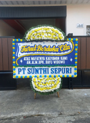 Papan Bunga Duka di Taratak Padang Kampuang